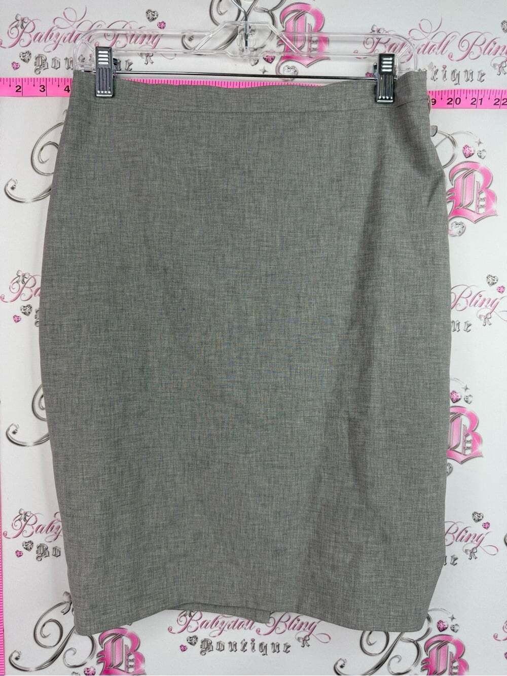 Holt renfrew skirt Women's Gray Pencil Skirt - Sleek Professional Style